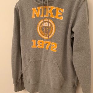Nike Classic Hoodie